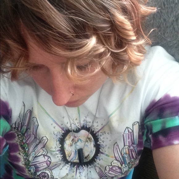 Meet your Posher, Madison - Picture 6 of 9